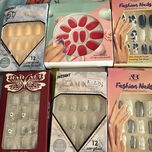 Press on nails